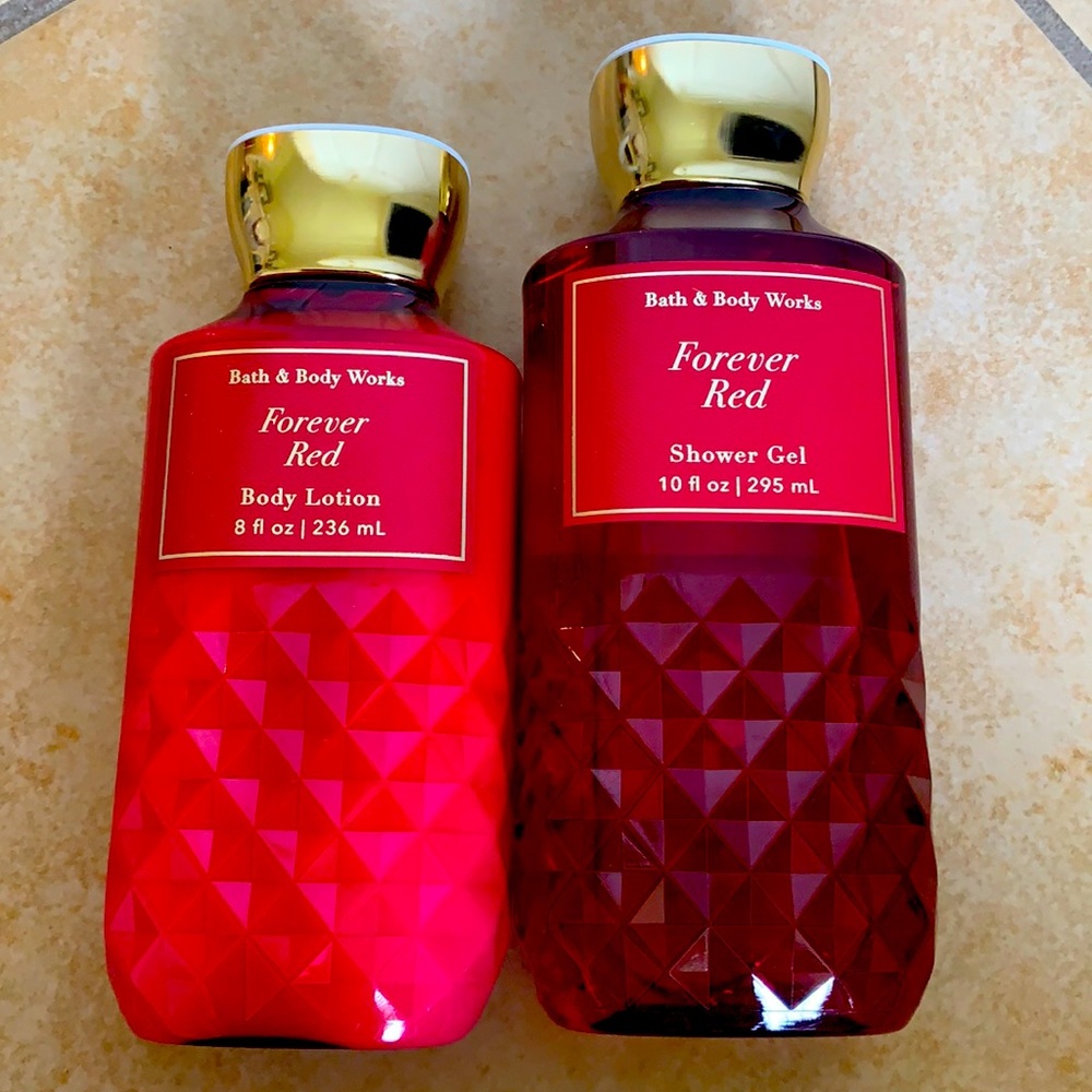 FOREVER RED Set by Bath & Body Works